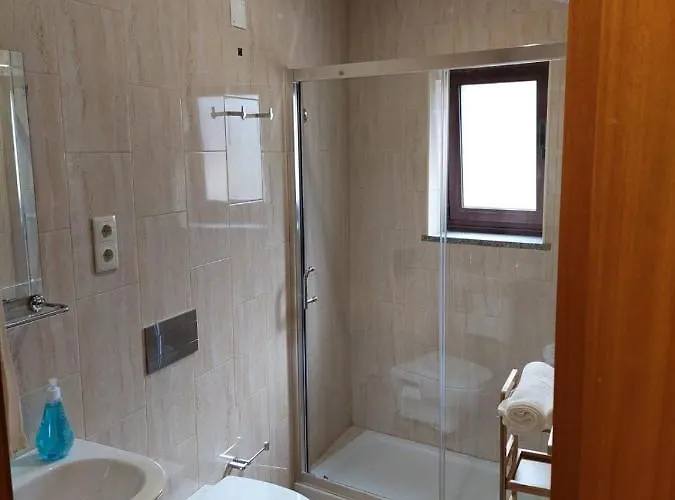 New Life - Torre Clerigos Studio-3t פורטו