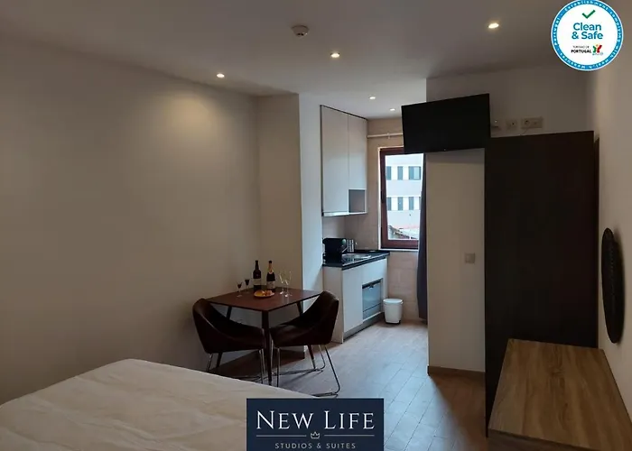 New Life - Torre Clerigos Studio-3t פורטו